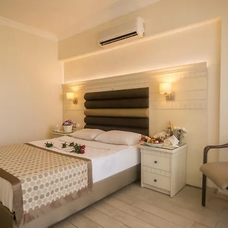 Alinda Hotel 3*